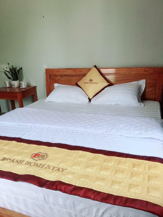 Fami Homestay Фонгня Экстерьер фото
