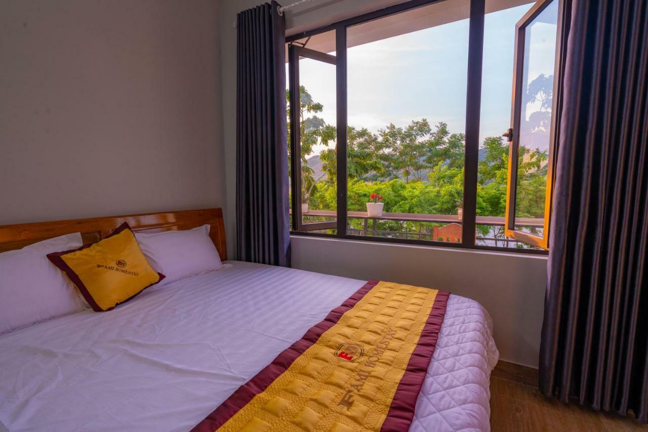 Fami Homestay Фонгня Экстерьер фото
