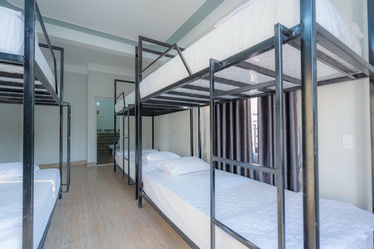 Fami Homestay Фонгня Экстерьер фото