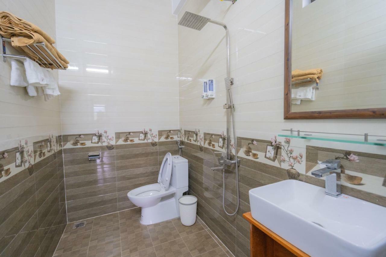 Fami Homestay Фонгня Экстерьер фото
